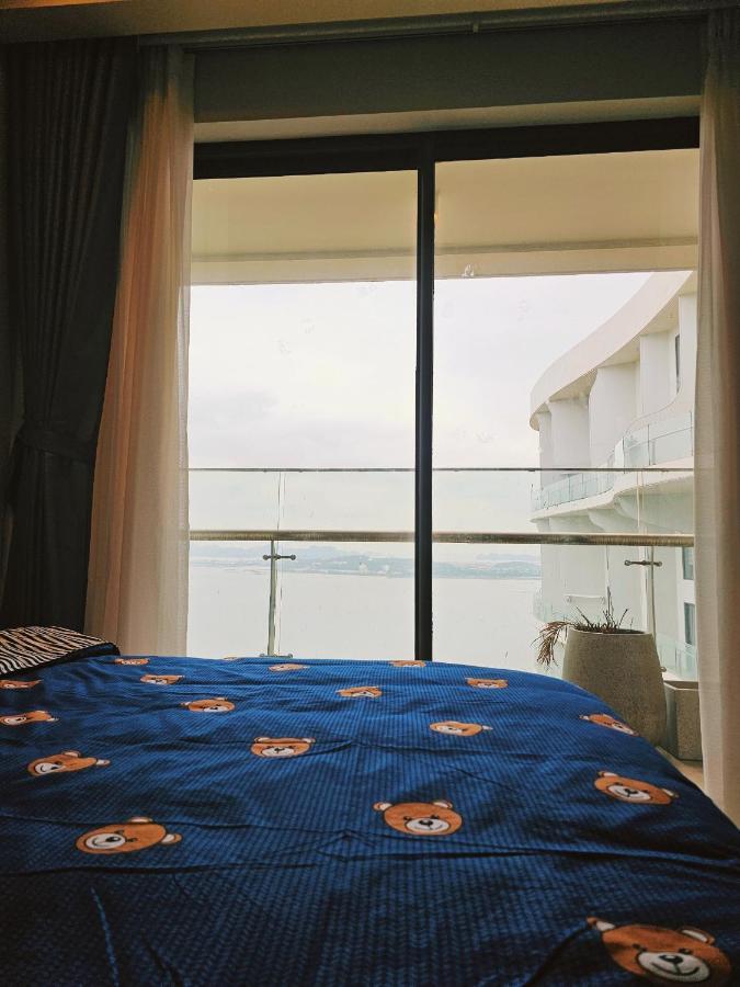 Citadines Seaview Duplex Apartment Ha Long Exterior photo